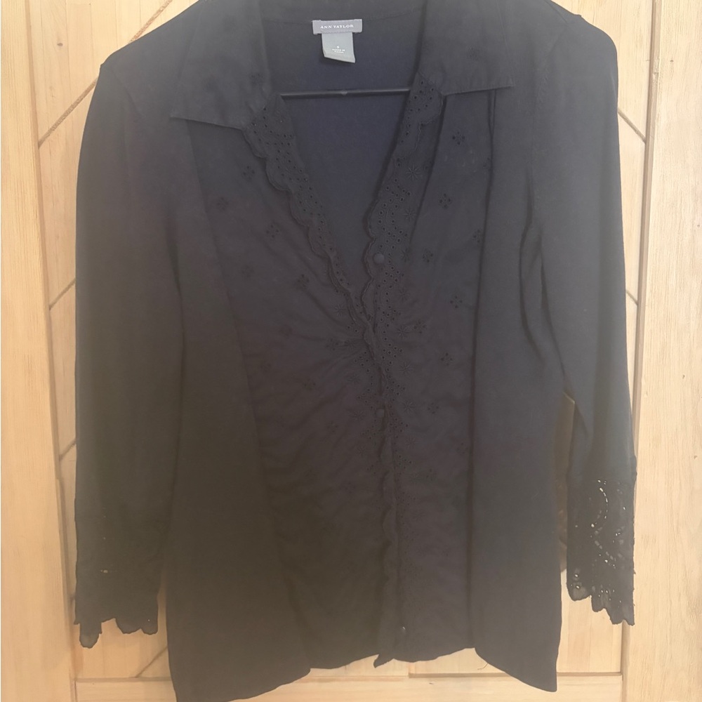 Ann Taylor Black Eyelet Trim Women's Blouse